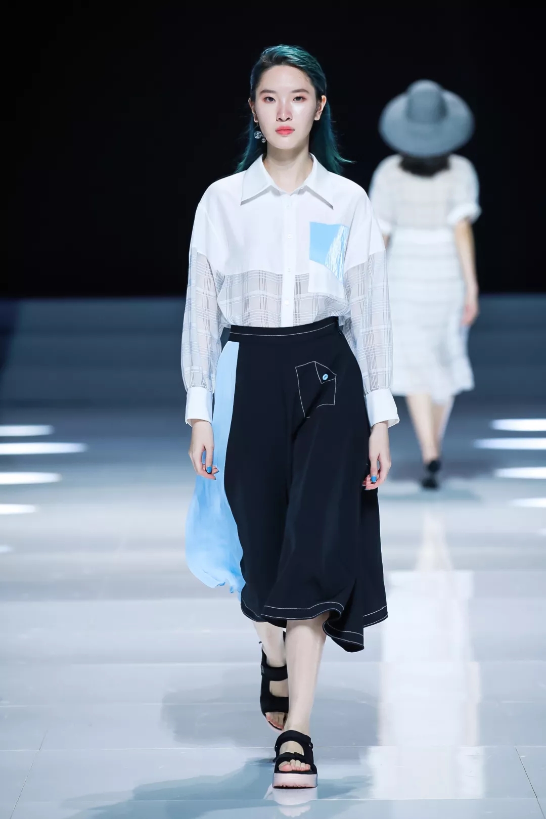 F:\协会小王\文案\时装节网站\鄢慧琼\640.webp (4).jpg